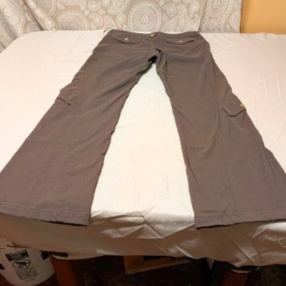 Athletha Adventure Pants Womens 30 x 32 Brown Multiple Pockets Boot Cut - EUC - Picture 11 of 16